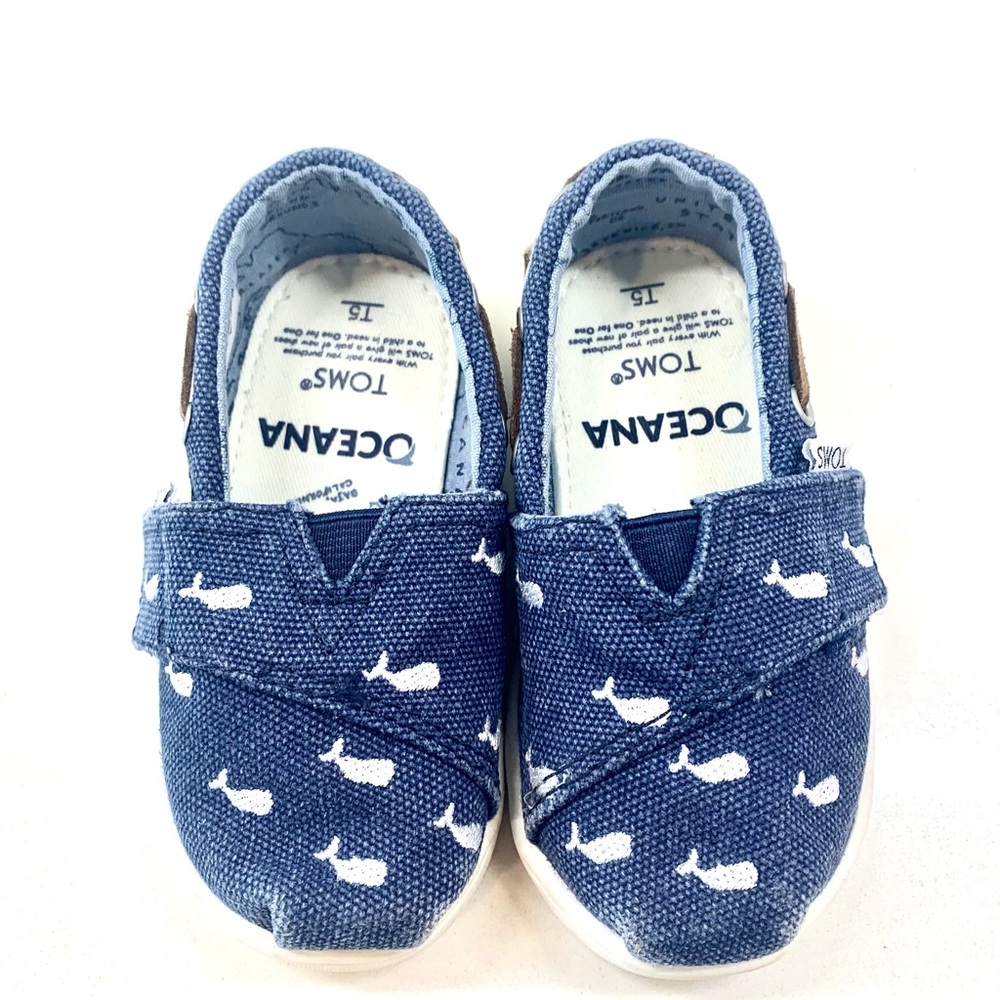 Toms oceana navy canvas toddler shoes-size 5